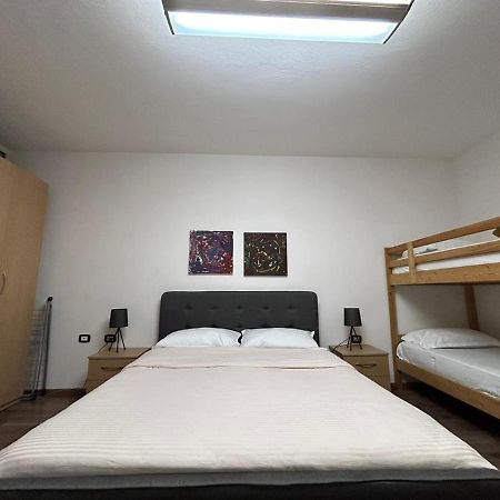 Marias New Relaxing Home in Blloku, Tirana Exterior foto