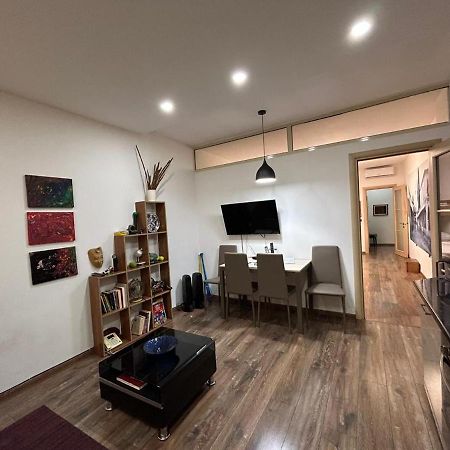 Marias New Relaxing Home in Blloku, Tirana Exterior foto