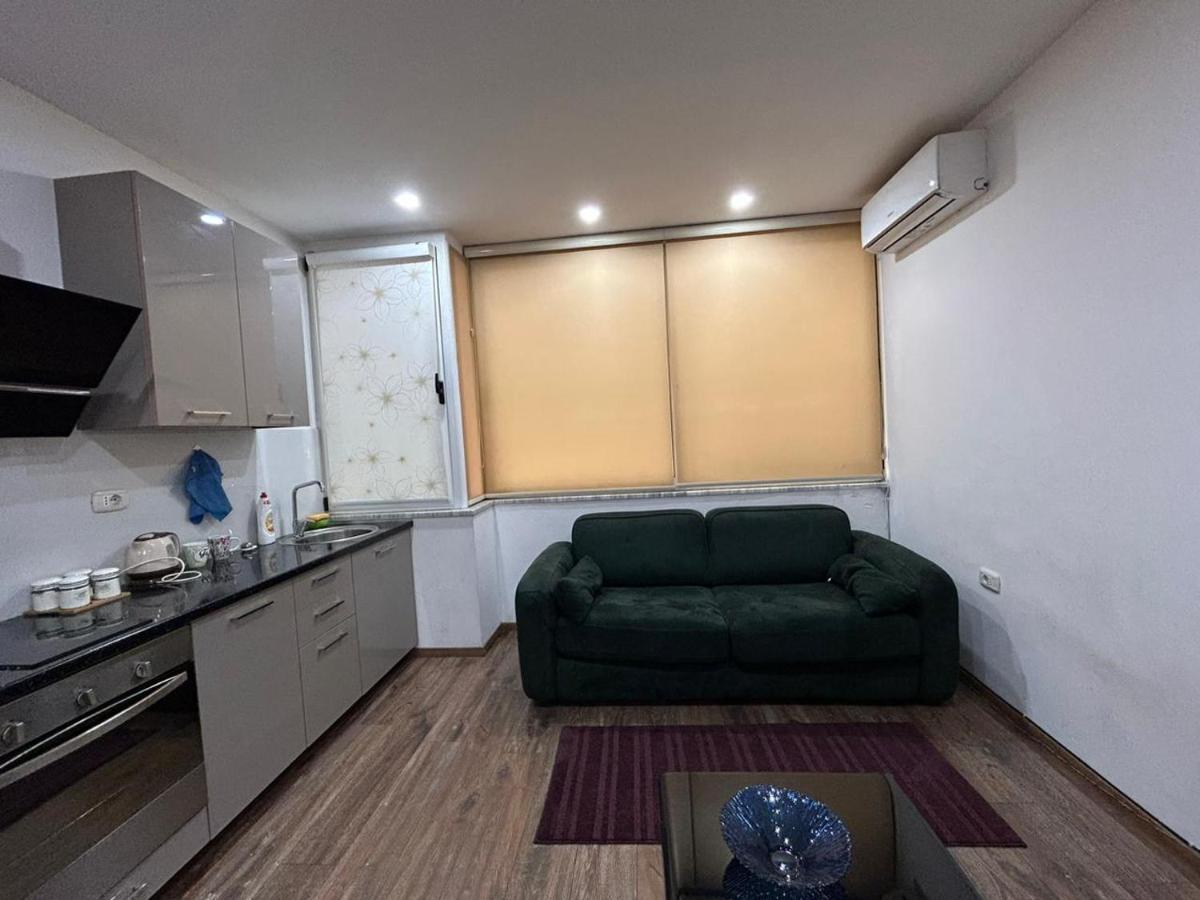 Marias New Relaxing Home in Blloku, Tirana Exterior foto
