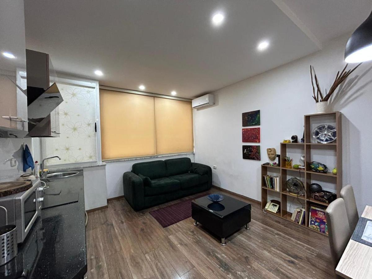 Marias New Relaxing Home in Blloku, Tirana Exterior foto